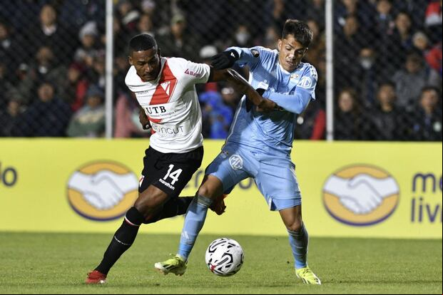 Sporting Cristal tuvo una mala experiencia en El Alto y cayó 6-1 ante Always Ready en partido de ida de la segunda fase de la Copa Libertadores. (Foto: Aizar Raldes/AFP)