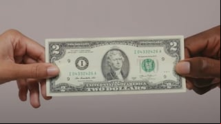 El billete de 2 dólares que vale casi 5 mil dólares por su número de serie