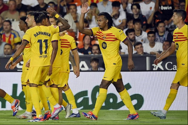 Barcelona empezó LaLiga con un triunfo sobre el Valencia.