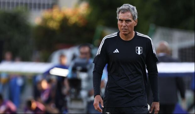 José Guillermo del Solar es el actual técnico de la Selección Peruana Sub-23. (Foto: EFE)