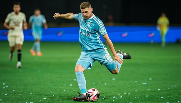Nicolás Pasquini cumplió defensivamente ante Universitario. (Foto: Sporting Cristal)