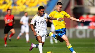 Real Madrid venció 2-1 a Las Palmas y es el único líder de LaLiga de España
