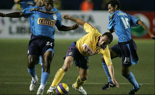 América goleó 5-0 a Cristal en la ida de la fase previa de la Libertadores 2007. (Foto: Difusión).