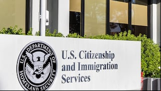 Arresto en Arizona: inmigrante detenido por no registrarse en USCIS