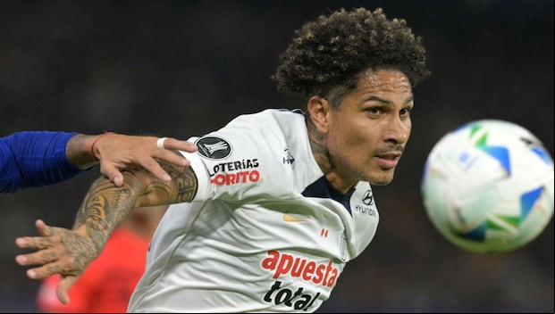 La camiseta blanca fue muy solicitada por los hinchas de Alianza Lima. (Foto: Getty Images)