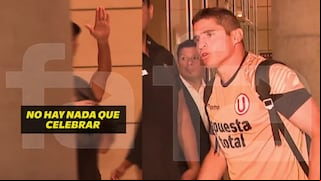 “Profe, no hay nada que celebrar”: hinchas de Universitario mostraron su molestia a Bustos