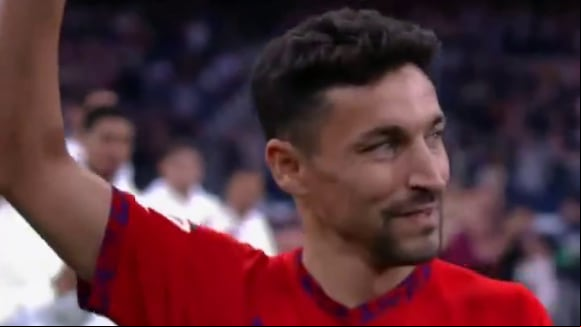 El pasillo que le hicieron a Jesús Navas antes del Real Madrid vs Sevilla. (LaLiga)