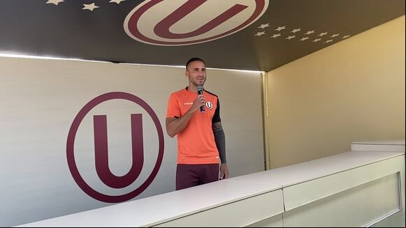 Herrera, feliz tras marcar su primer gol con la 'U'. (Video: Irene Carranza / Depor)