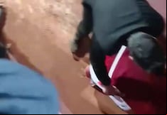 Conmoción en Roma: Novak Djokovic fue golpeado con una botella y recibe atención médica