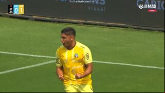 ¡Sorpresa total! Golazo de Villar para el 1-0 de Juan Pablo II vs. Sporting Cristal