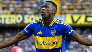 Los hinchas no lo pueden creer: la inédita razón por la que Luis Advíncula no jugará con Boca