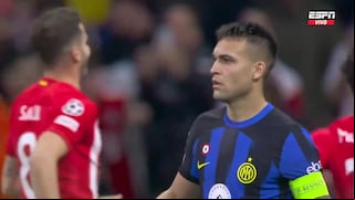 ¡Por las nubes! Lautaro Martinez falló penal y Atlético Madrid eliminó a Inter en octavos